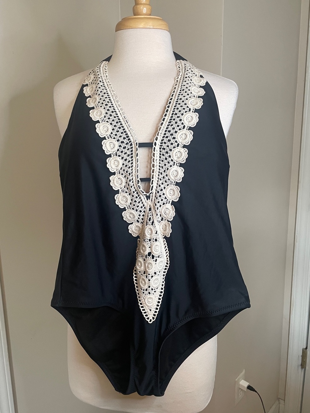 Kona Sol Black Plunge NeckLine Swimsuit with Embroidered Ivory Trim  Size M NWT